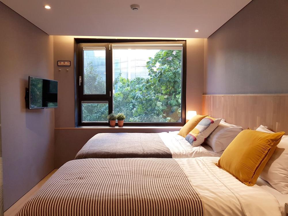Hostel Cleo Seoul Hongdae Luaran gambar