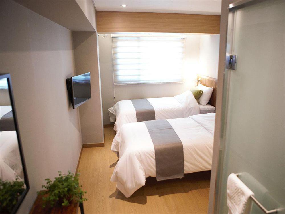 Hostel Cleo Seoul Hongdae Luaran gambar