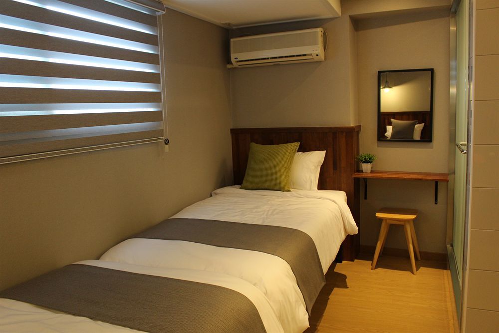 Hostel Cleo Seoul Hongdae Luaran gambar